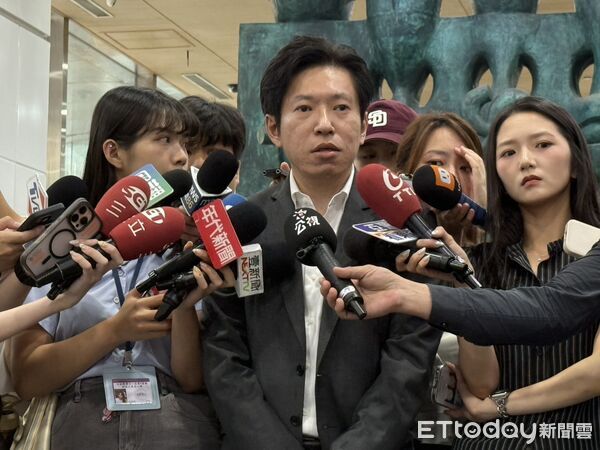 ▲▼行政院祕書長張惇涵。(圖/記者杜冠霖攝)