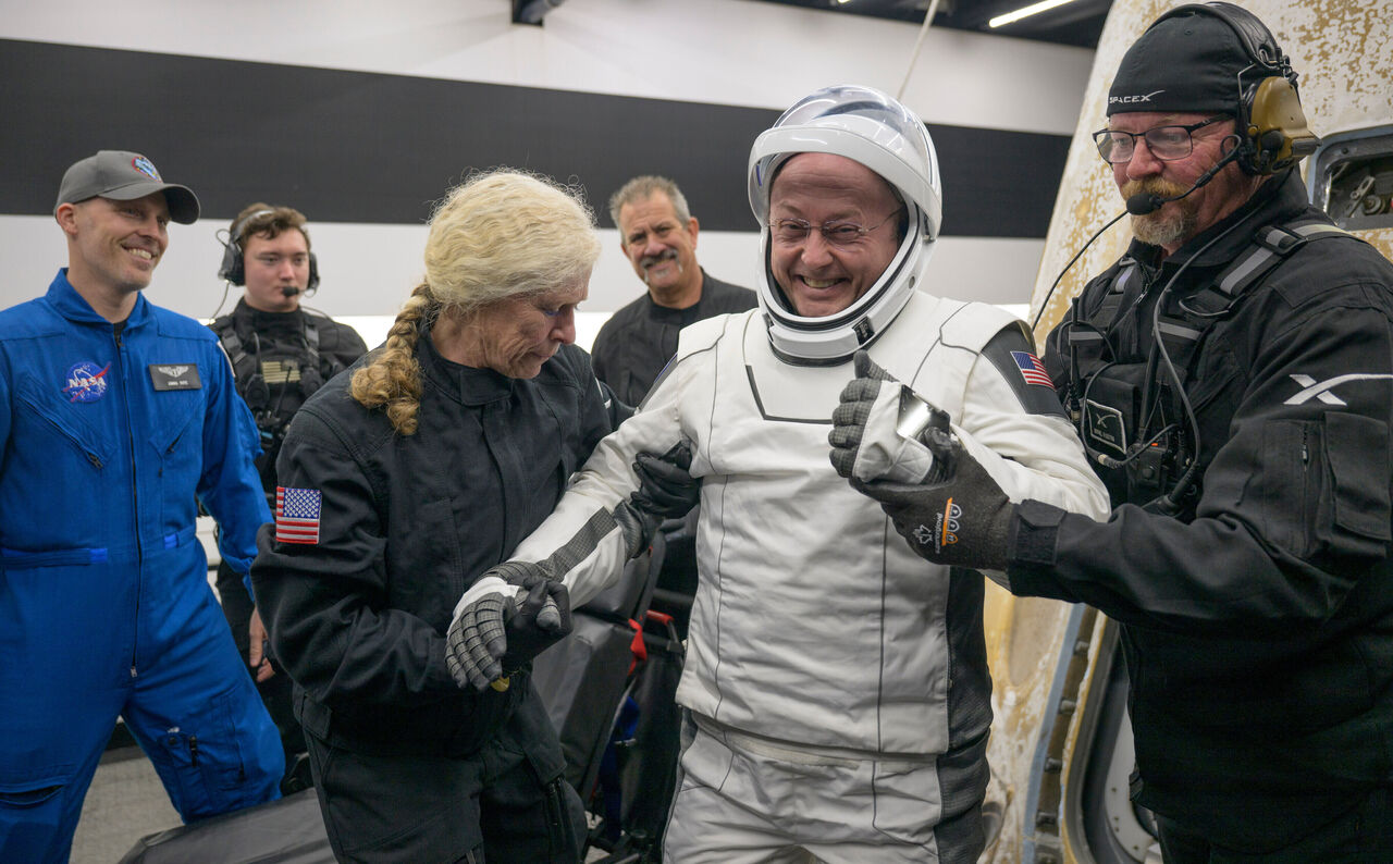 NASA Astronaut Mike Fincke Retires After Medical Evacuation