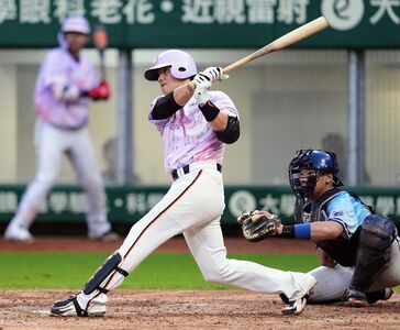 陳鏞基3打點建功!統一獅16安猛攻12比1大勝富邦悍將