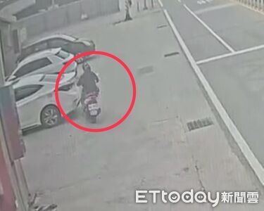 金門男騎車逆向撞2車倒地 「全身抖動」又是毒駕被收押