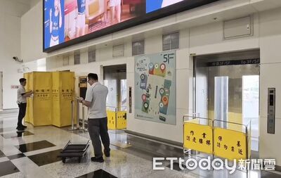 桃機第二航廈電梯故障!23人受困54分鐘 有人身體不適醫護到場