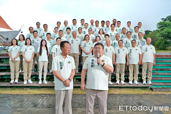 ▲▼蔡易餘領軍「活力團隊」成軍！跨黨派攜手拚選戰全勝利 擘劃嘉義黃金十年  。（圖／記者翁伊森翻攝）