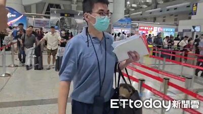 趙建銘現身機場畫面曝光！見記者「完全不回應」　快步出關躲媒體