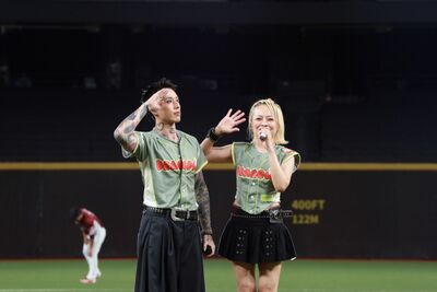 Marz23大巨蛋揪萬人「正能量佈道」! 戴愛玲鐵肺飆神曲全場瘋了