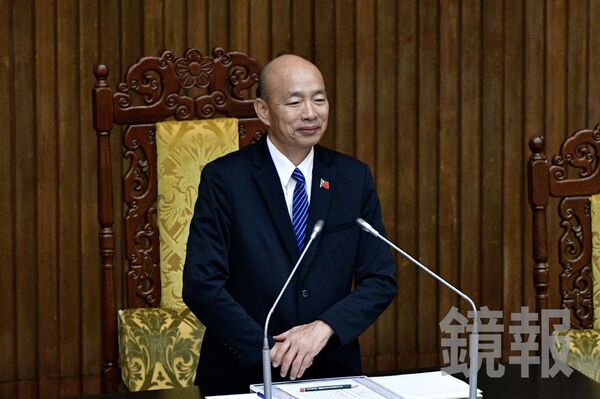 苦苓今po文，直呼「國民黨2028總統參選人出來了！」他認為，此人選不是盧秀燕、不是蔣萬安、更不是「亡國鄭」鄭麗文，而是韓國瑜。（鏡報李智為攝）