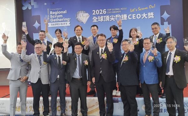 ▲▼        北農吳芳銘榮獲全球頂尖敏捷CEO大獎　北農也榮獲企業敏捷人才培育典範獎     。（圖／北農）