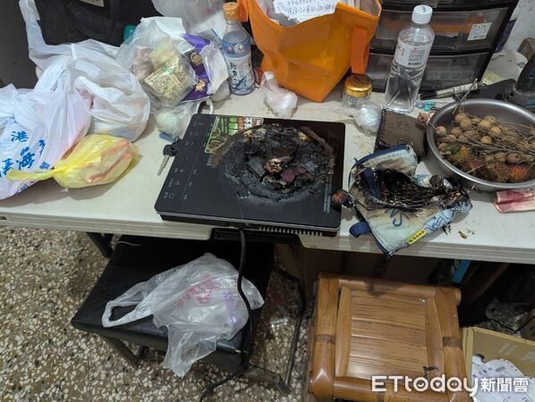 ▲台南市中西區一處民宅16日下午發生電磁爐起火事件,所幸屋主及時切斷電源並將火勢撲滅。(記者林東良翻攝,下同)