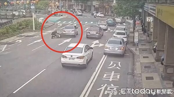 ▲撞車竟驗出毒品！基隆男疑毒駕 唾液快篩嗎啡、安非他命雙陽性。（圖／記者郭世賢翻攝）