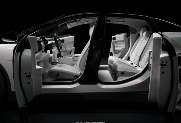 ▲▼法拉利（Ferrari）史上首款電動車Luce以高達4000萬美元（約台幣12.8億元）天價售出。（圖／取自RM Sotheby`s）