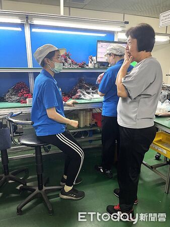 ▲璨揚企業率先申請「身心障礙員工職場支持計畫」，從友善招募、合理調整到工作支持，協助身障員工穩定留任。（記者林東良翻攝，下同）