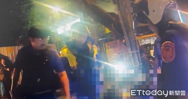 ▲▼他開車送朋友違規迴轉遭攔查拒受檢，警方壓制驗毒駕搜出2款毒品。（圖／記者邱中岳翻攝）