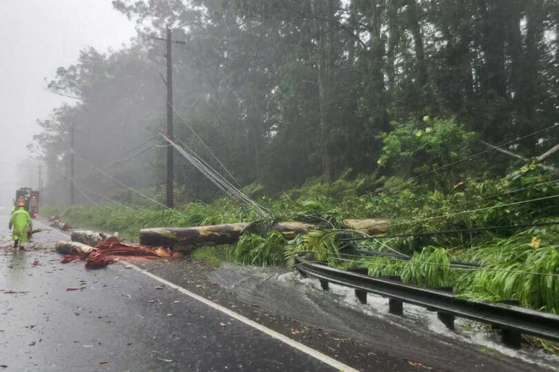 夏威夷驚現「8月雪」！颶風拉拉掃過　逾4000公尺火山頂白了