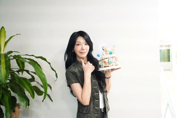 訪問/Apink鄭恩地也愛牛肉麵「太好喝了」!驚喜合體台灣歌后 圖片 1