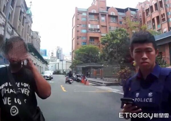 桃園廂型車轉彎沒打方向燈遭攔查 司機酒測值0.26慘了