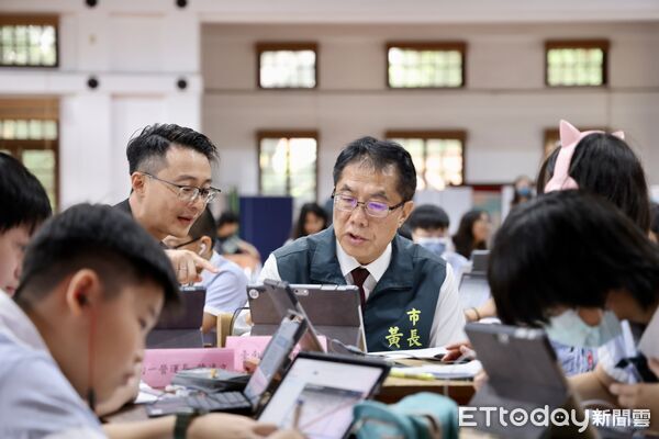 ▲台南市教育局於市政會議專案報告115學年度重點政策及開學準備工作。(記者林東良翻攝,下同)