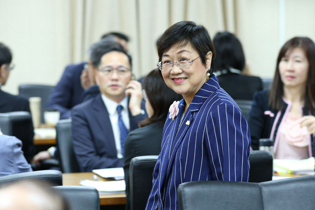 ▲僑委會委員長徐佳青出席國防外交委員會專案報告。（圖／記者林敬旻攝）