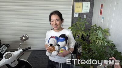 七夕收史努比！陳幸妤笑到臉紅「從小就喜歡」　不敢養狗原因鼻酸