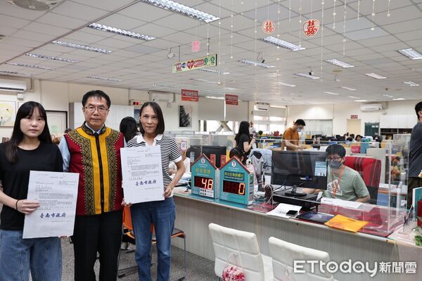全國前2人！西拉雅族身分登記在台南完成 黃偉哲見證歷史時刻