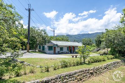 宜蘭頭城老宅改建溪畔咖啡廳 可帶寵物、有免費停車場