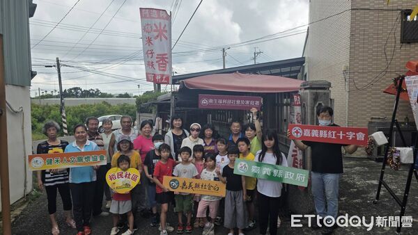 ▲▼ 「裕見童樂會」食農教育飄香!資深匠人阿進師重現傳統爆米香 老幼齊聚品味惜食文化 。(圖/記者翁伊森攝)