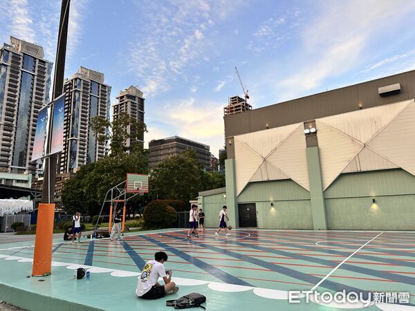 ▲▼空總國家文化基地舉辦「晴空季 SKYWARD 2026」。（圖／記者林育綾攝）