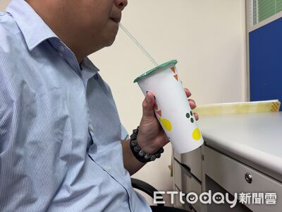 180cm壯男愛愛完下體痛炸!包皮裂開還冒白屑 竟是手搖飲惹禍
