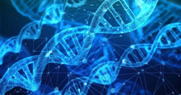 童年摯友竟是親妹！DNA揭家族隱藏秘密　「一直叫舅舅的人」竟是爸