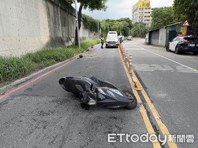新莊死亡車禍！母子雙載擦撞路緣再撞燈桿　18歲男送醫不治