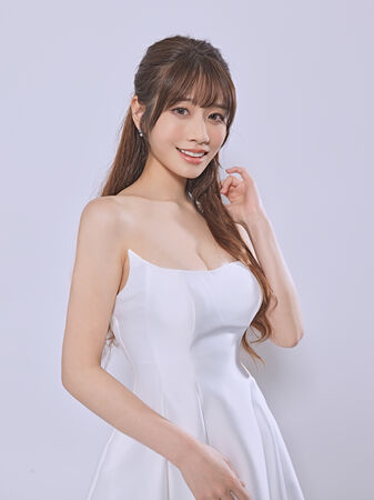 ▲▼要價2萬3千元!跟AV女優河北彩花共進晚餐 還送1對1交流時間。(圖/勁維肯創意提供)