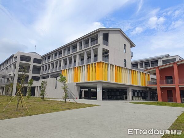 台南沙崙國際高中獲鑽石級綠建築標章 打造雙語K-12永續校園