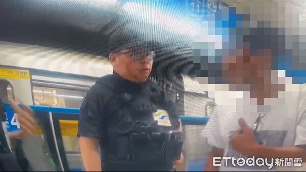 捷運板南線列車「中年男大聲咆哮」 警中途攔截帶下車