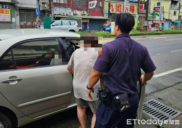 ▲里港警方找到陳姓婦人。（圖／記者陳崑福翻攝）
