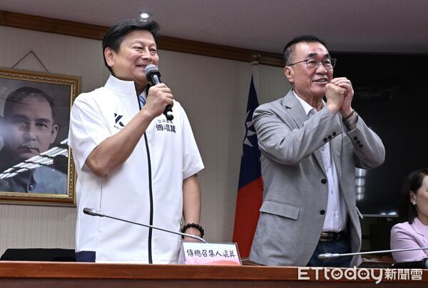 ▲ 新北市長參選人李四川拜會國民黨立院黨團，總召傅崐萁全程陪同在旁。（圖／記者李毓康攝）