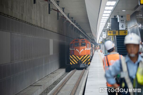 ▲▼台南鐵路地下化工程邁入最後衝刺，交通部預計9月辦理通車前履勘。（圖／鐵道局提供）