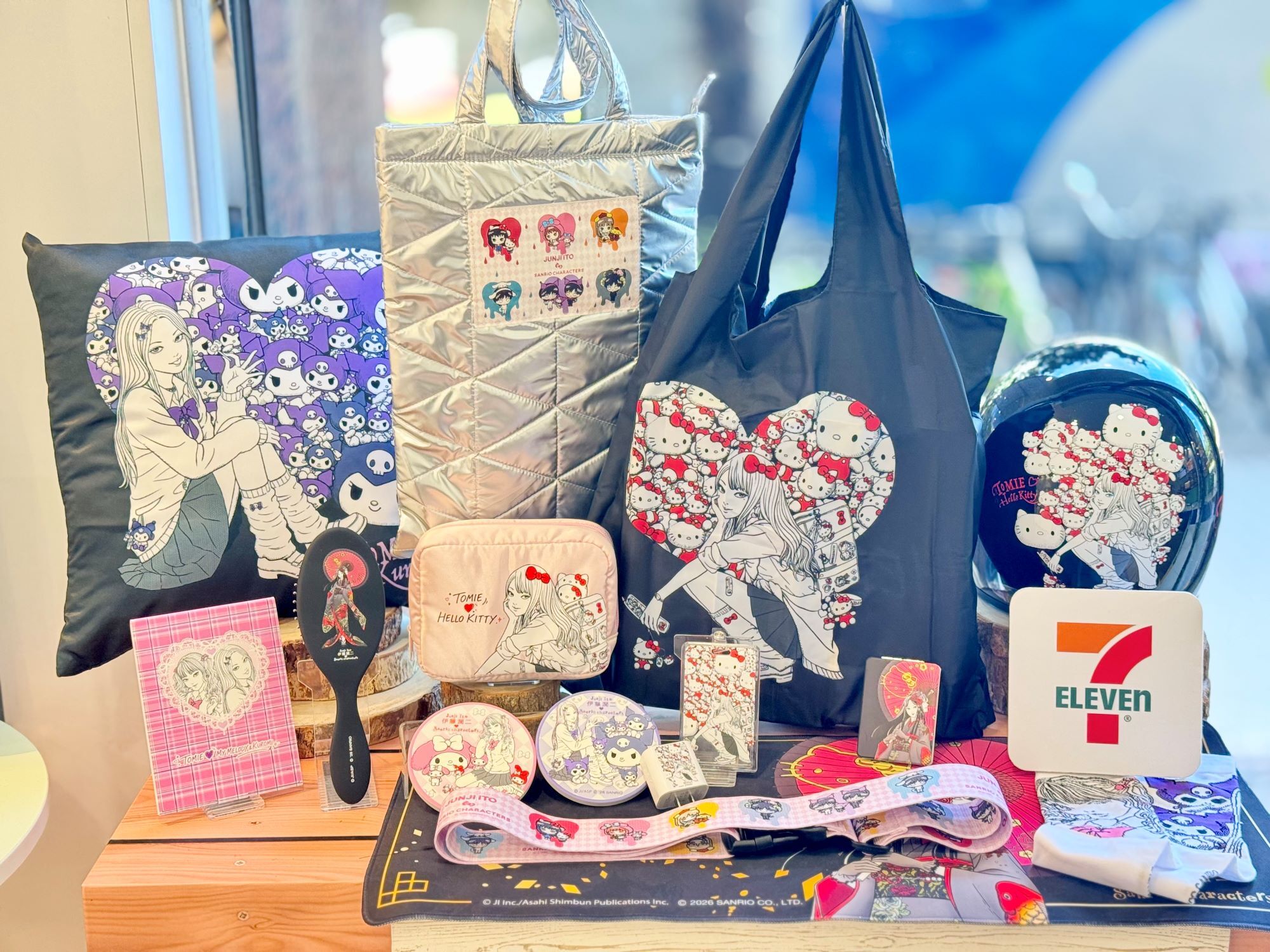 7-11推「伊藤潤二」聯名三麗鷗！富江KITTY、貞子入浴球限量開賣