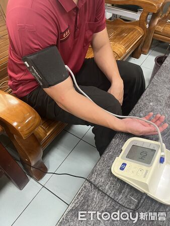 ▲台南市消防局在各駐地配發體脂計，鼓勵消防同仁定期量測體重及體脂率，掌握自身健康變化。（記者林東良翻攝，下同）