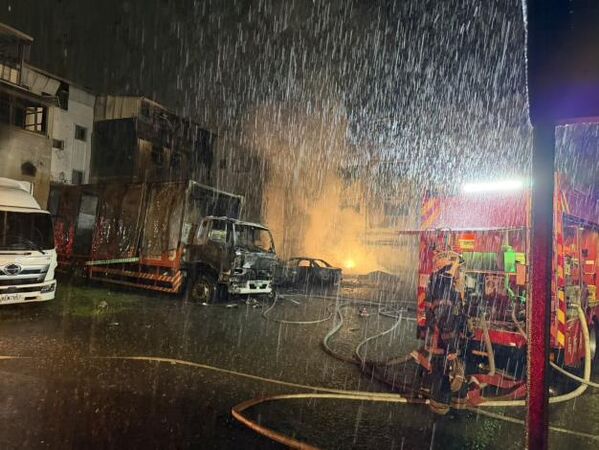 ▲▼台南市安南區海佃路二段一處空地發生爆炸火警。（圖／台南市政府）
