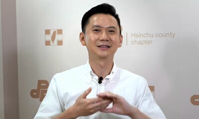 對手比照初選黑函齊發　鄭朝方：毀滅別人不會成就自己