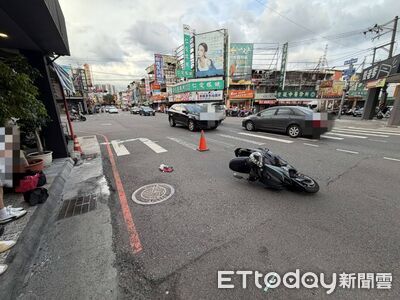 太巧合！2名23歲蕭姓男子路口擦撞　1人倒地滑行10公尺才停