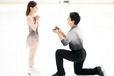 「璃來龍」成真！冰上求婚場地、服裝藏深意　三浦璃來揭浪漫巧思