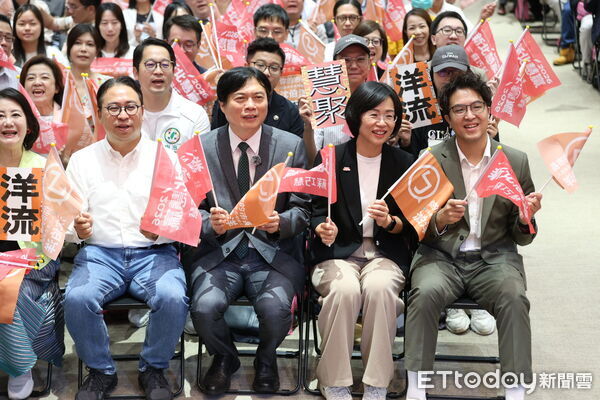 雙北律師後援會成立！綠北北宜桃候選人合體 點4名字引全場爆笑