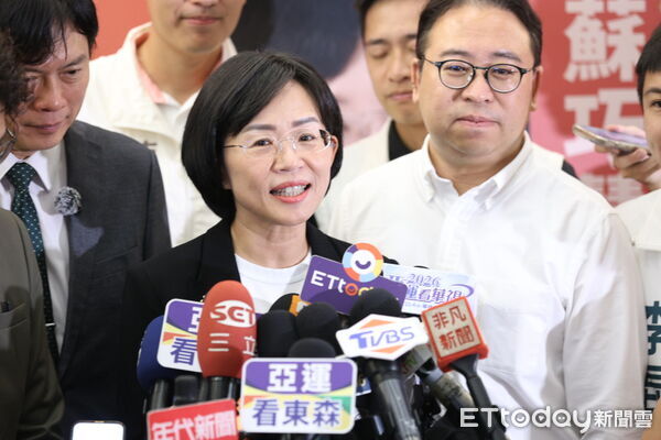 ▲新北市長參選人蘇巧慧出席雙北律師後援會成立大會。(圖/記者林敬旻攝)