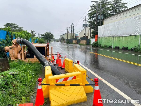 ▲高雄市街道目前已經退水，清理完畢             。（圖／高雄市水利局提供）