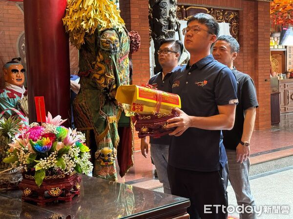 太平媽祖佑金榜題名！刑警特考上榜 返西螺福興宮還願