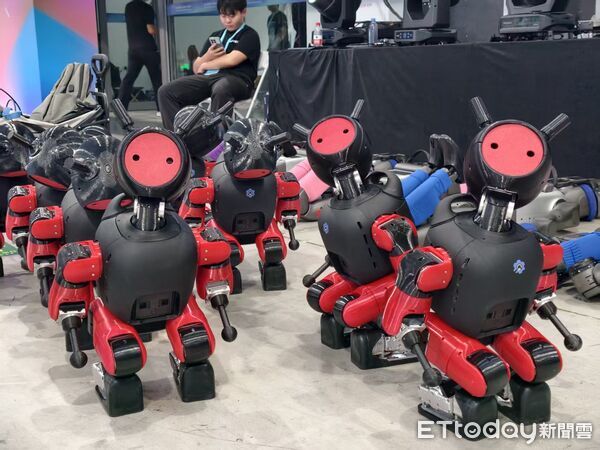 ▲▼ 第二屆世界人型機器人運動會、北京、速滑館            。（圖／記者任以芳攝）