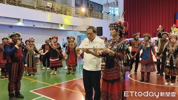 ▲立委蘇清泉參加獅子鄉運動會暨聯合小米收穫祭。(圖/圖/蘇清泉辦公室提供)