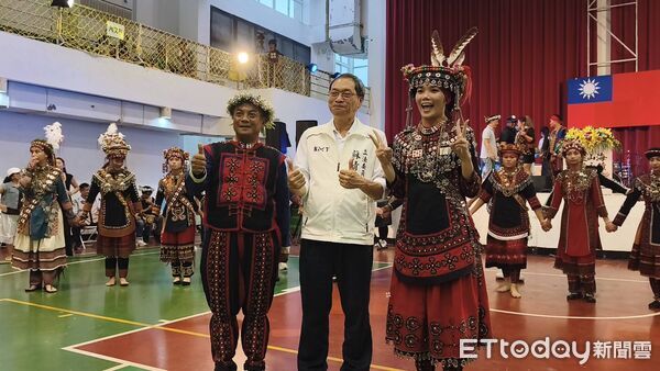 ▲立委蘇清泉參加獅子鄉運動會暨聯合小米收穫祭。(圖/圖/蘇清泉辦公室提供)