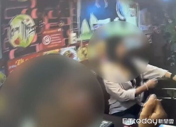 ▲失聯移工阮男與友人在移工餐廳用餐，冒用身分遭警識破。（圖／桃園警分局提供）