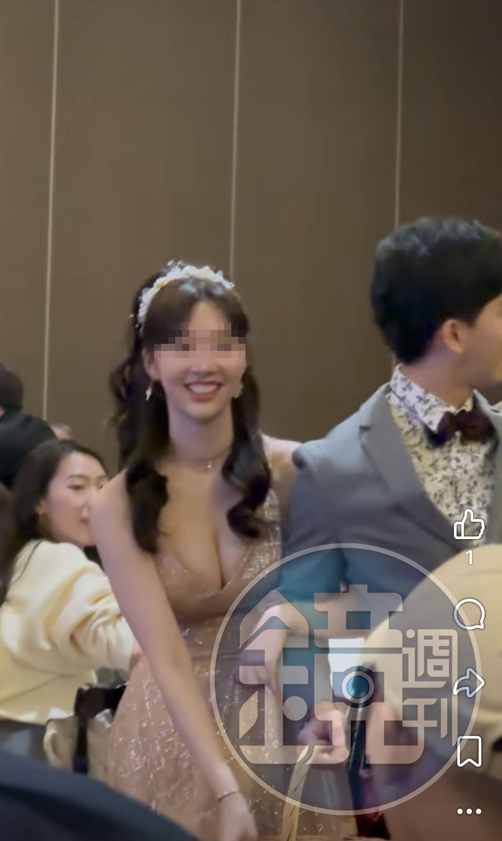 許芊芊2024年4月結婚，婚宴上一襲爆乳禮服驚艷四座。（讀者提供）
