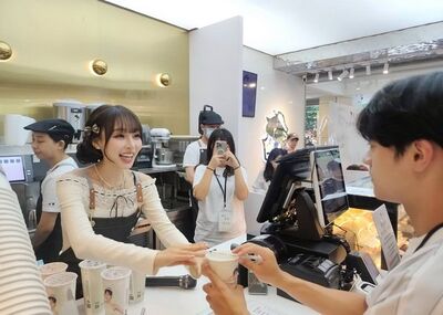 林襄化身玉津咖啡一日店長　桃園「椰許襄遇」嗨翻粉絲